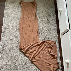 Skims Lounge Dress in Camel